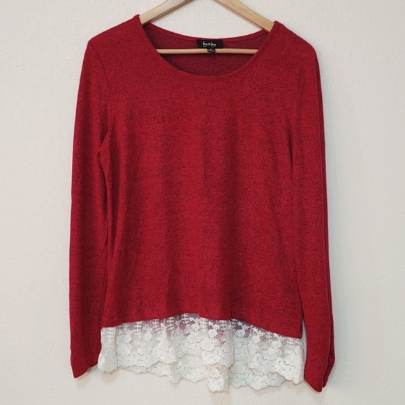 By&by red sweater with lace - Picture 1 of 4